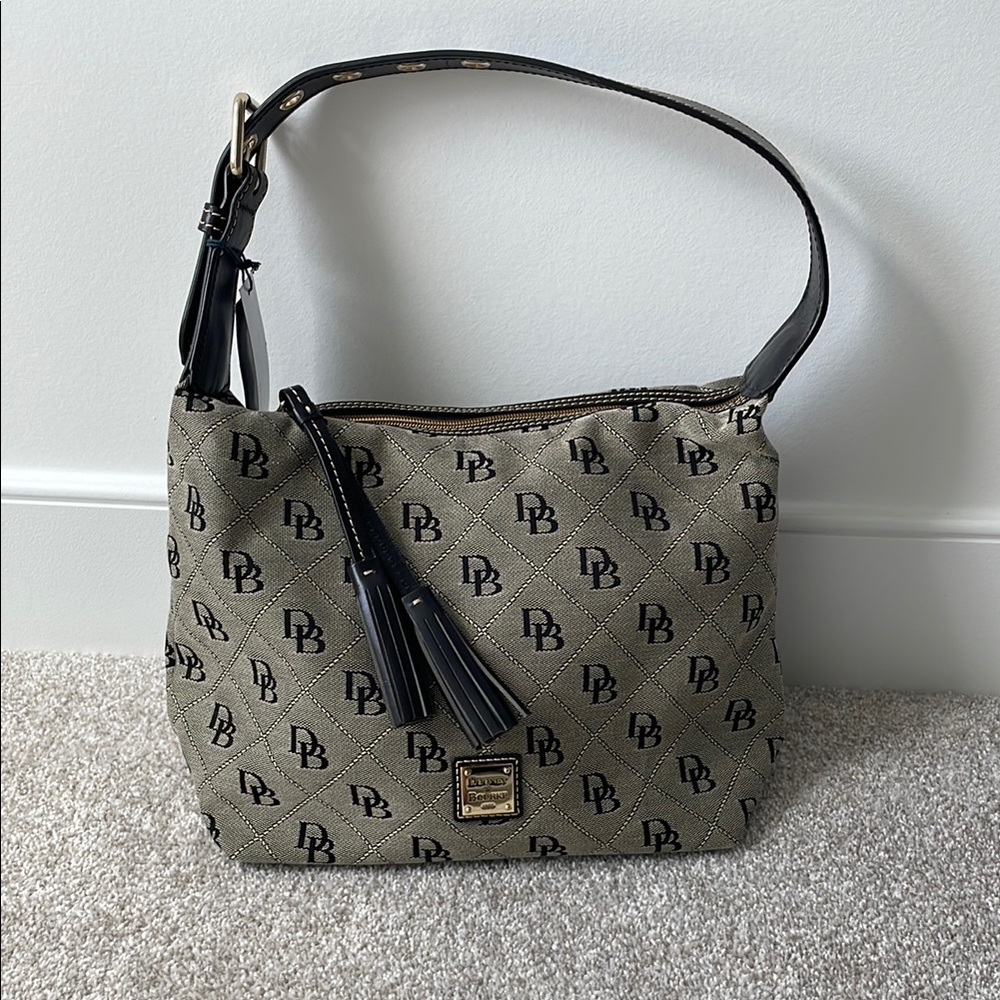 NWT Dooney & Bourke Maxi Quilt Paige Sac